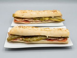 Bocadillo serranito