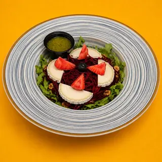 Ensalada De Remolacha Con Queso De Cabra