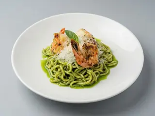 Tagliatelle Pesto e Langostinos