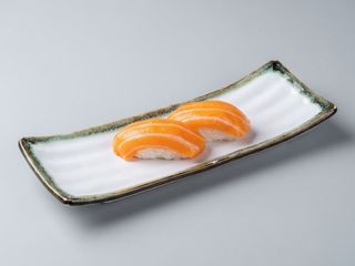 60.Nigiri De Salmón (2 Pzs.)