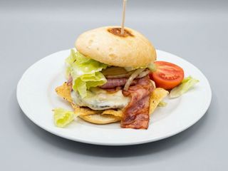 Hamburguesa De La Casa