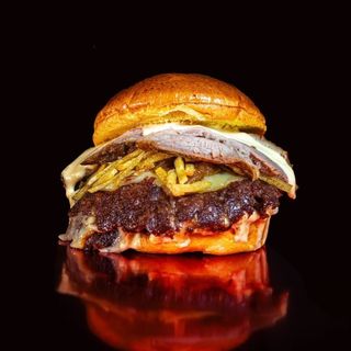 Menú Red Flag - Burger del mes