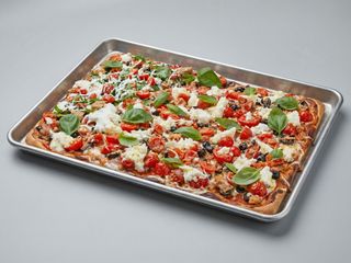 Pizza De Atún (16 Porciones)