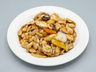 58. Pollo Con Almendras