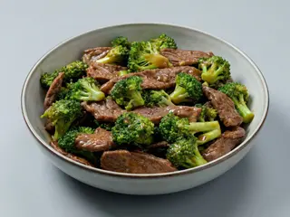 70. Ternera Con Brocoli