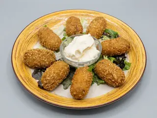 CROQUETA DE GAMBA ROJA