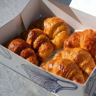 Caja 6 Medialunas Clásicas