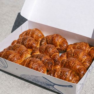 Caja 12 Medialunas Clásicas 