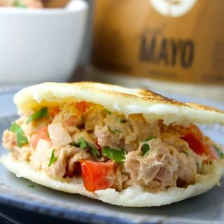 AREPA SALPICÓN DE ATÚN