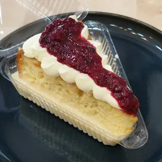 TARTA 3 LECHES CON FRUTOS DEL BOSQUE