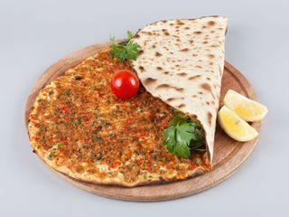 Menú Lahmacun De Pollo