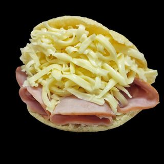 Arepa de jamon york y queso