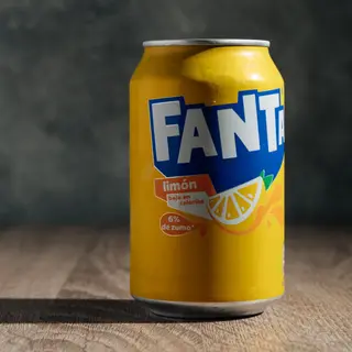 Fanta Limón