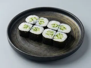 17. Maki De Pepino (8 Uds.)