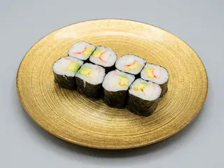 15. Maki De Aguacate Y Cangrejo (8 Uds.)