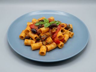Rigatoni A La Puttanesca