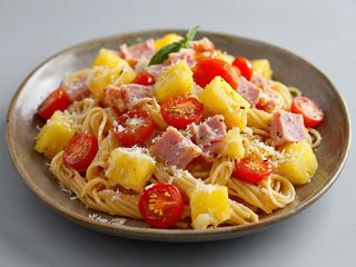 Pasta Hawaiana