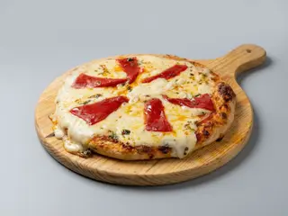 Pizza Argentina De Jamón Y Pimiento (29 Cm.)