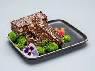 Vegan Snicker