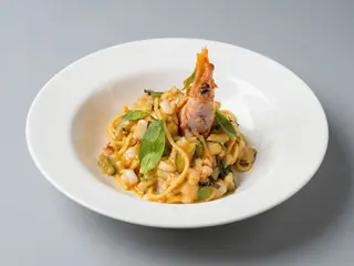 Pasta con Gambón y Calabacín