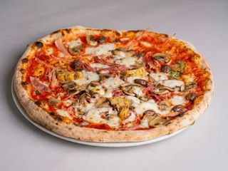 Pizza Capriciosa (30 Cm.)