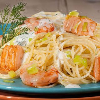 Pasta De Salmón Y Gambas