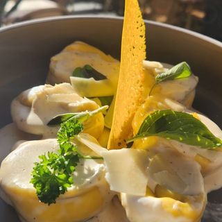 Tortellini ternera braseada
