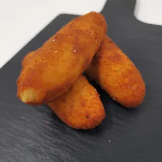Croquetas de queso de cabrales
