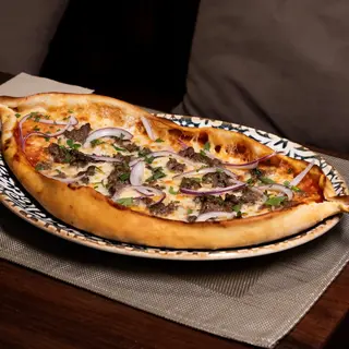 Manakeesh de Kafta