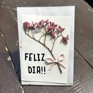 Tarjeta feliz día , color rosa