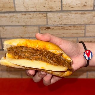 Montadito de Mechada