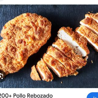 pechuga empanada de pollo
