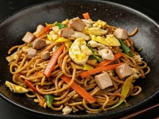 Yakisoba De Pollo