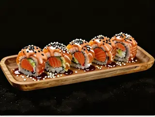 Uramaki Spicy Salmón (8U)