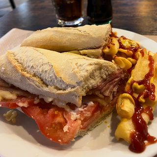 Baguette Bacon Queso Pimientos