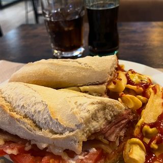 Baguette Calamares Con Ali Oli