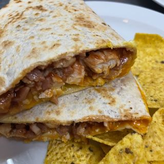 Quesadilla De Quesos