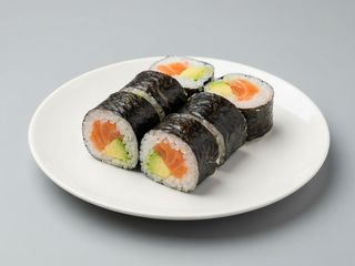 Futomaki De Salmón