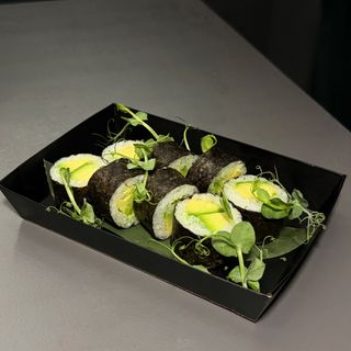 Maki aguacate
