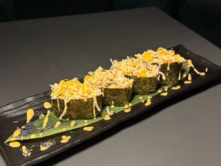 Gunkans de cangrejo y takuan 4 uds.