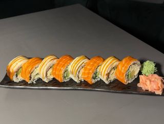 Philadelphia con salmón y anguila