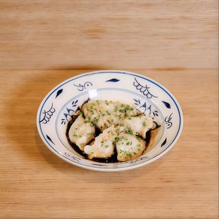 Jiaozis caseros de ternera y tomate (6 uds)
