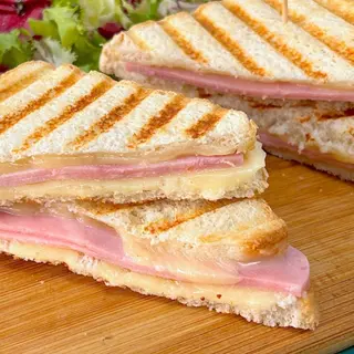 Sándwich mixto