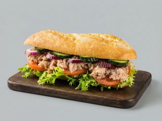 Bocadillo Vegetal Con Atún