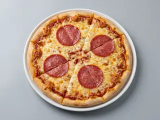 Pizza Salami (32 Cm.)