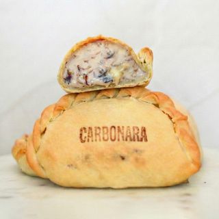 Empanada Gourmet de Carbonara
