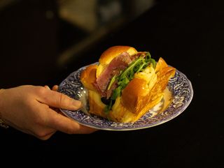 Brioche de pastrami de vaca rubia galega