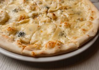 Pizza Quattro Formaggi (30 Cm.)