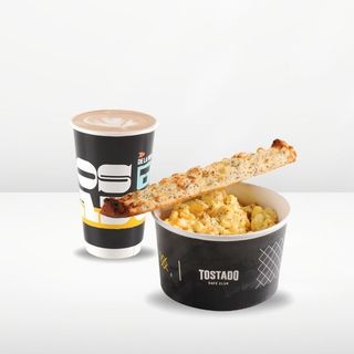 Huevos clásicos + Café