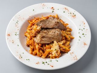 Macarrones A La Boloñesa